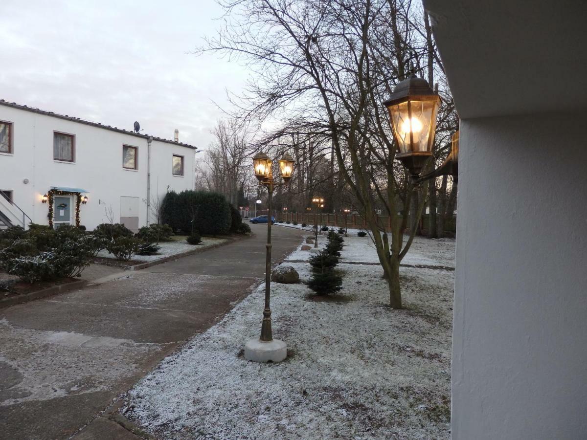 Zur Saale Hotel Weißenfels Exterior foto